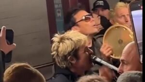 Green Day and his team performs in NYC Subway