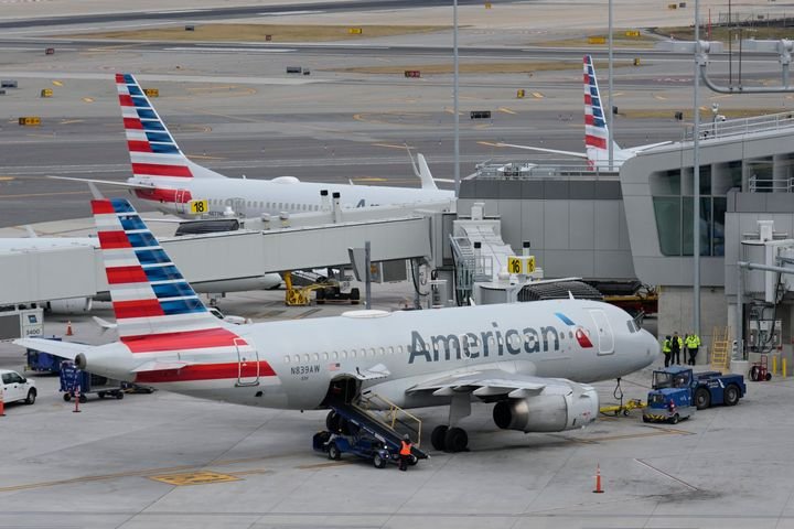 americaan airlines attendee arrested