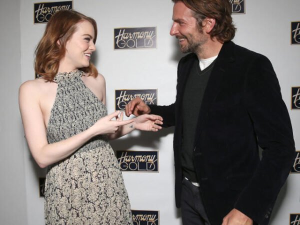 emma stone and Bradley Copper