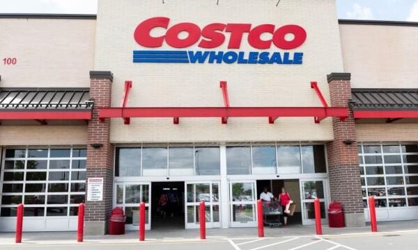 A women returns costco couch after 2 years