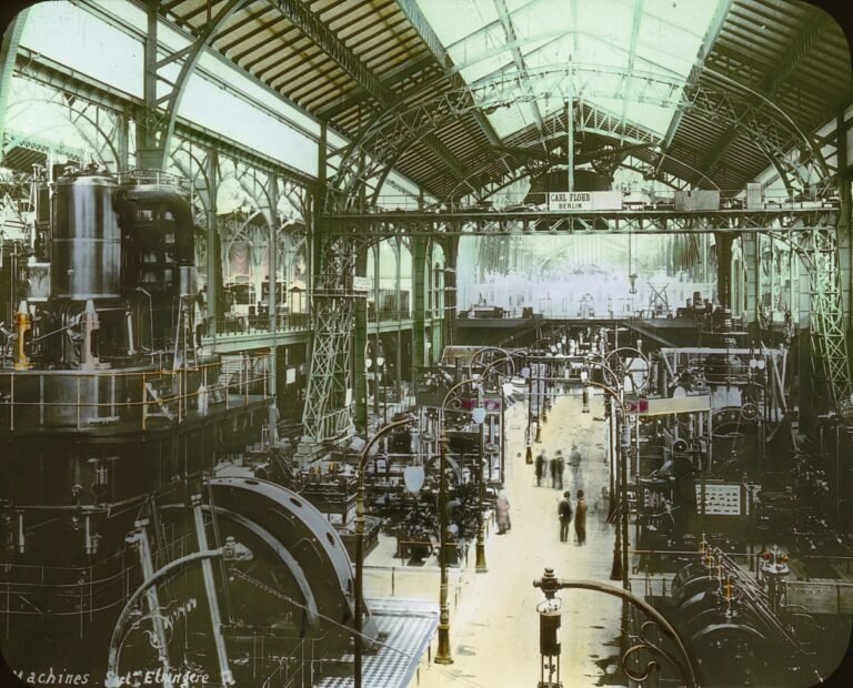 Paris_Exposition_Palace_of_Electricity,_Paris,_France,_1900_n3