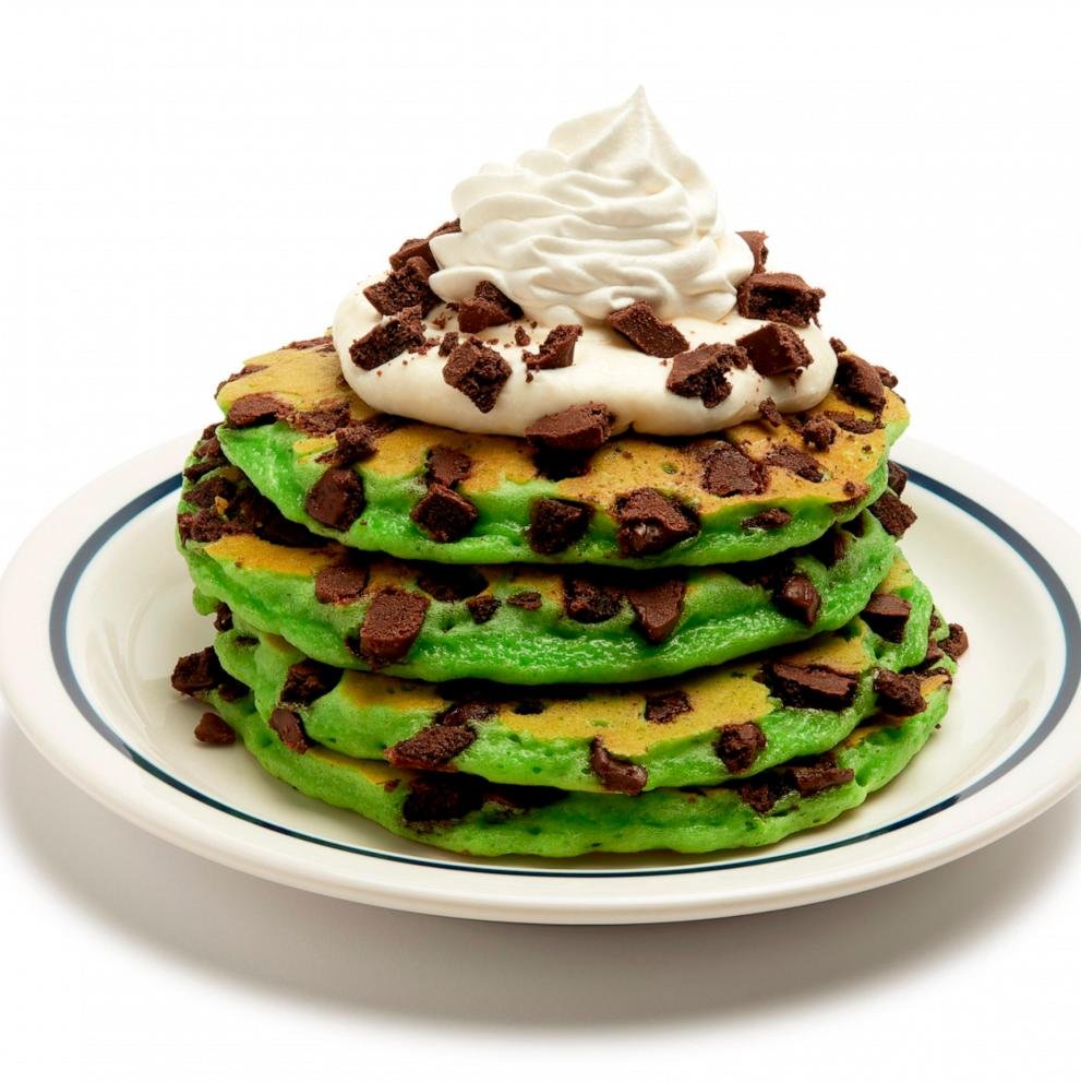 ihop-thin-mint-pancakes-ht-jt