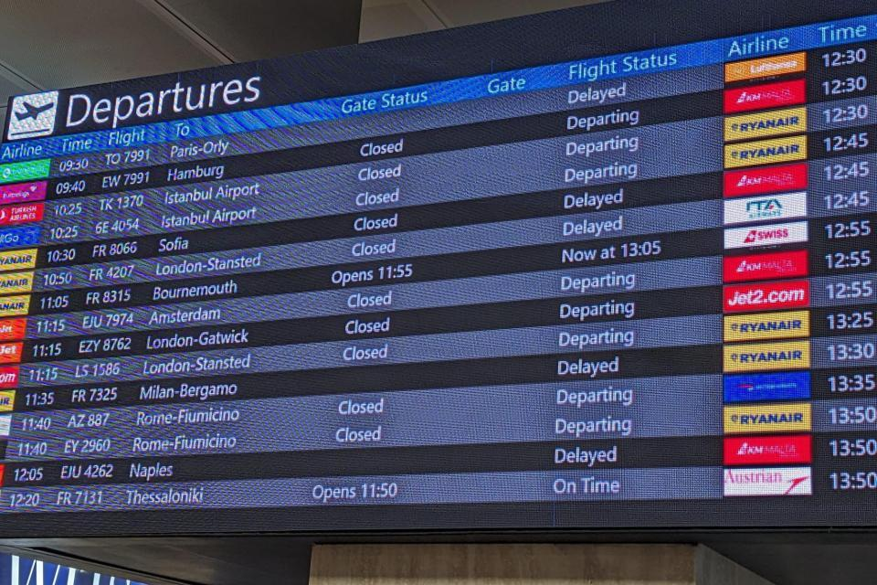 Flight information display board