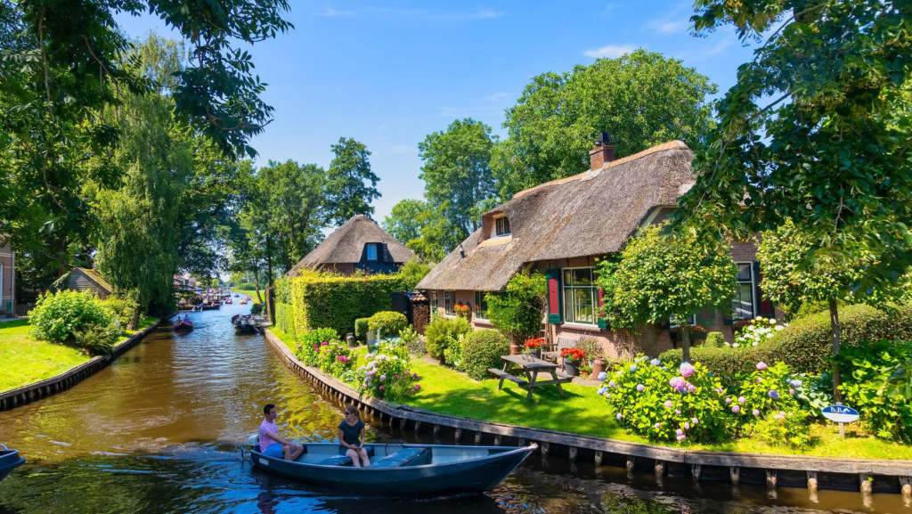 Giethoorn Netherlands canals and traditional cottages