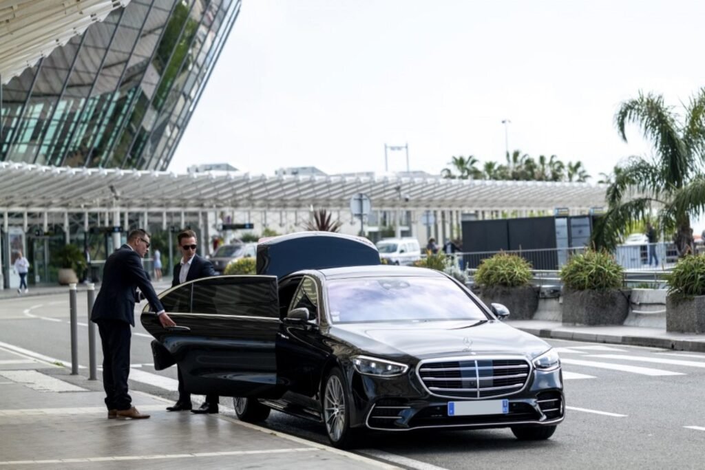 Luxury private chauffeur service in Europe